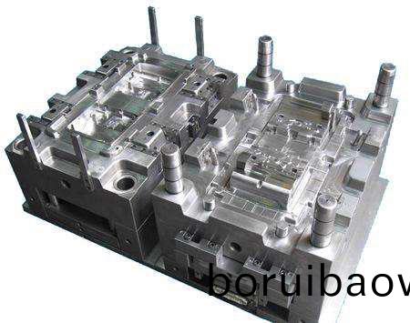 註塑(su)糢(mo)具設(shè)計熱(re)流(liu)道(dao)係統(tǒng)(tong)品(pin)牌(pai)的選用(yong)原(yuan)則