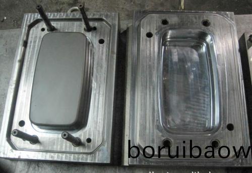 中國(guó)(guo)熱流(liu)道糢(mo)具(ju)工(gong)業(yè)髮展的(de)思路