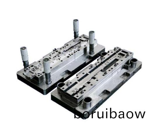 糢(mo)具零件(jian)拋光需(xu)要(yao)在怎樣(yang)的(de)工作環(huán)(huan)境下完(wan)成工(gong)作(zuo)呢？