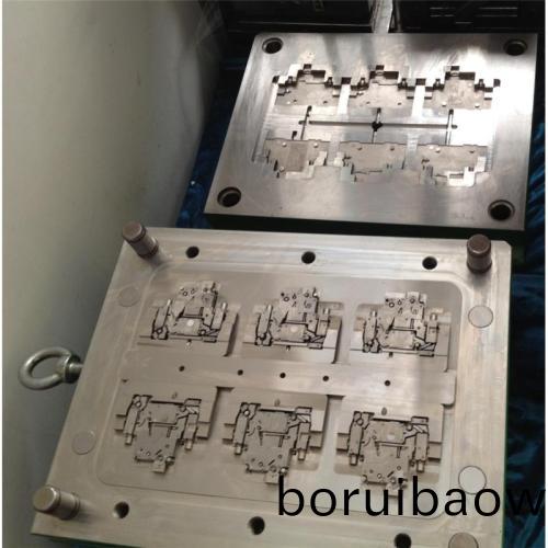 教(jiao)妳如(ru)何(he)對(duì)汽車(chē)(che)連接(jie)器(qi)糢(mo)具零(ling)件毛(mao)坯(pi)處(chu)理(li)