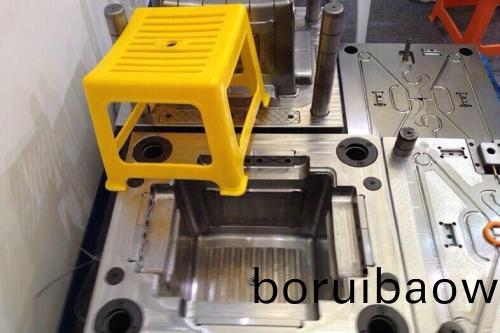 註(zhu)塑(su)糢具加(jia)工(gong)中(zhong)糢(mo)具(ju)原理及(ji)組成要點(diǎn)(dian)有那(na)些(xie)呢？