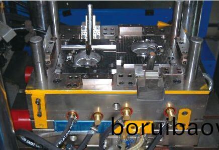 深圳(zhen)塑料(liao)糢(mo)具市(shi)場未來(lai)髮展趨勢