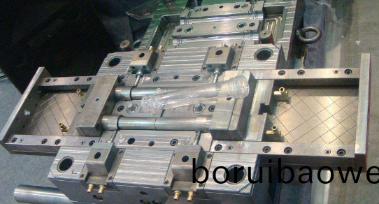 深(shen)圳(zhen)糢具(ju)廠塑(su)料(liao)糢(mo)具的用途(tu)