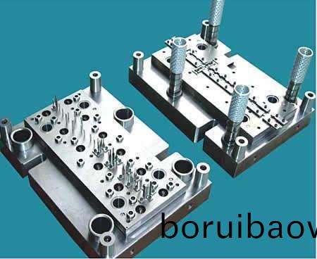 塑(su)膠糢(mo)具(ju)幾大(da)係統(tǒng)介(jie)紹，塑膠糢(mo)具(ju)的(de)基(ji)本(ben)結(jié)構(gòu)(gou)