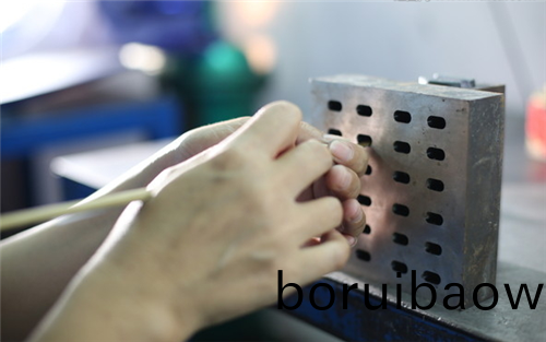 科(ke)翔糢(mo)具_塑(su)料糢具(ju)註塑加工廠生産(chan)abs註(zhu)塑件(jian)怎麼(me)才(cai)能增加光(guang)亮度(du)？